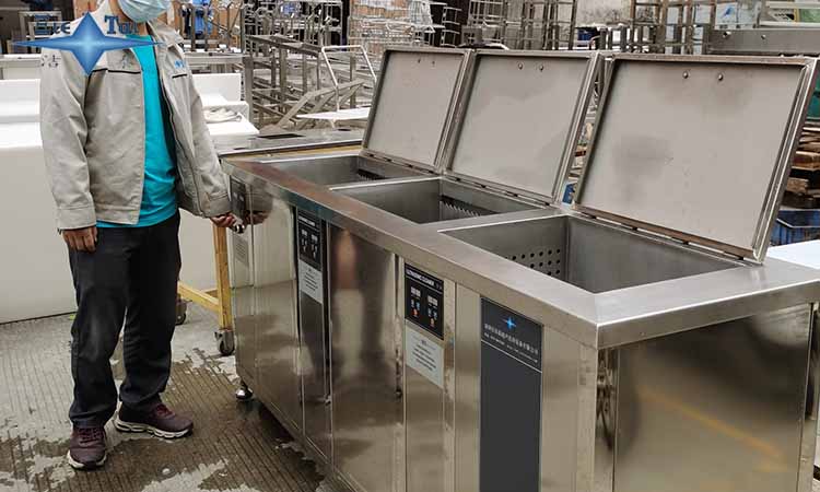 八步驟教您購(gòu)買五金超聲波清洗機(jī)