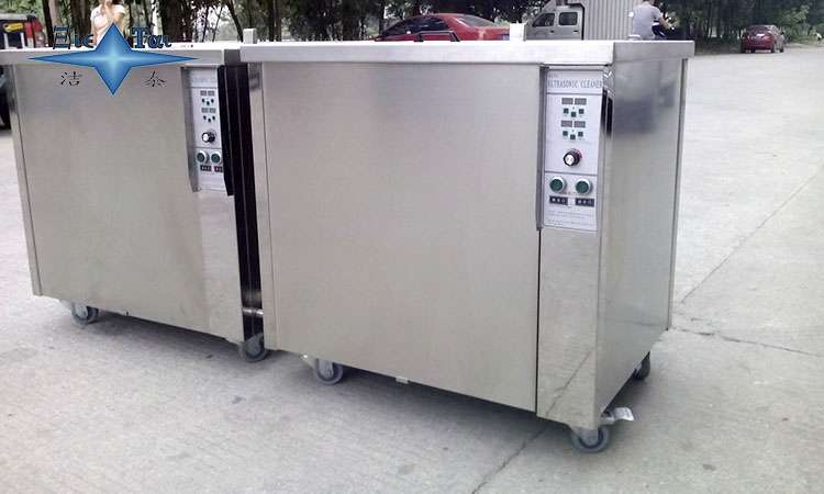 超聲波清洗設(shè)備:提升石油化工行業(yè)設(shè)備清潔效率的創(chuàng)新解決方案 超聲波清洗設(shè)備:提升石油化工行業(yè)設(shè)備清潔效率的創(chuàng)新解決方案