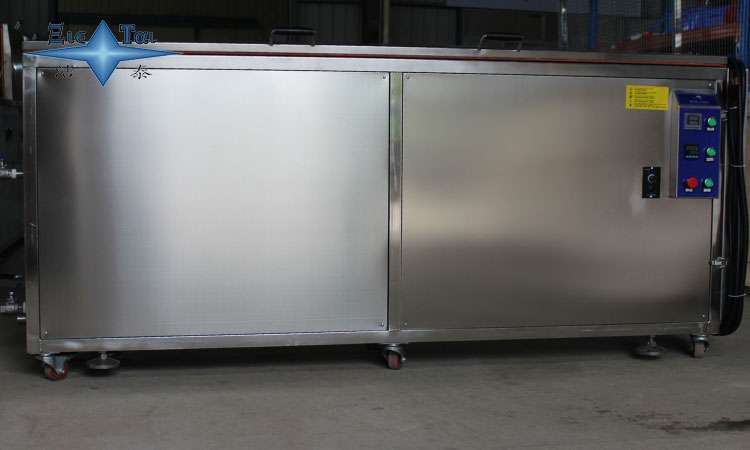 金店用超聲波清洗機(jī)選擇指南：價(jià)格、性能、規(guī)格綜合考量