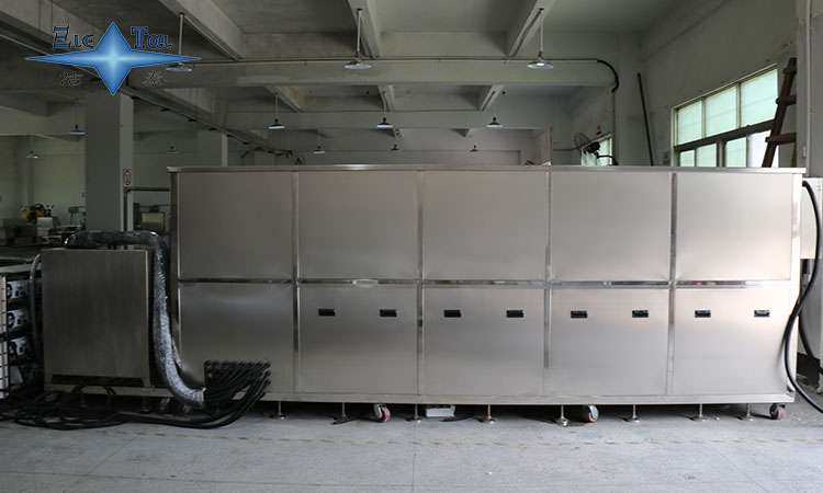 龍門架超聲波清洗機(jī)購(gòu)買指南:選擇最合適的供應(yīng)商與產(chǎn)品 龍門架超聲波清洗機(jī)購(gòu)買指南:選擇最合適的供應(yīng)商與產(chǎn)品